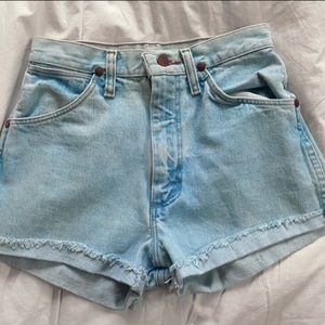Vintage Wrangler Urban Renewal Denim Shorts